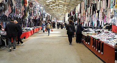 Karasu Belediyesi'nin işgaliye bedeline yaptığı yüzde 150'lik zam esnafı çileden çıkardı