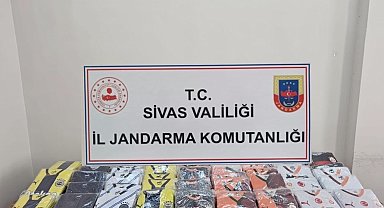Kargo paketlerinden binlerce imitasyon ürün çıktı