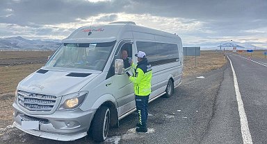 Kars'ta Jandarmadan şok güvenlik uygulamaları