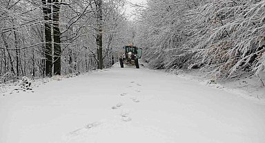 Kartepe'de kar yağışı etkili oluyor