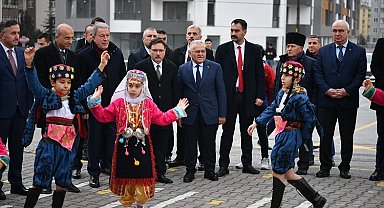 Kayseri protokolü karne dağıttı