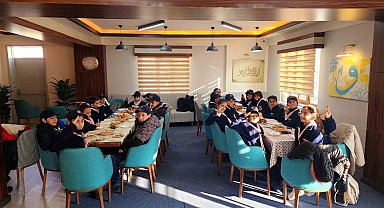 Kemah izci ekibi Erzincan'ı gezdi