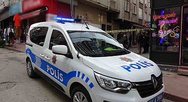 Kendini doğal gaz borusuna asan genci vatandaşlar kurtardı