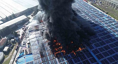 Kırklareli'nde oyuncak fabrikasındaki yangın dronla görüntülendi