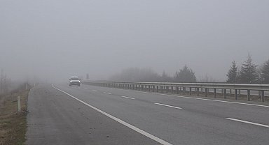Kırklareli'nde yoğun sis: Görüş mesafesi 40 metreye kadar düştü