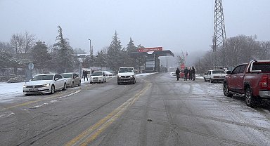 Kırklareli'nin yüksek kesimlerinde kar yağışı etkili oluyor