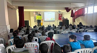 Koçarlı'da 86 öğrenciye trafik eğitimi verildi