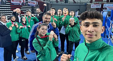 Konya Meramlı Kick Boksçular madalyaları topladı