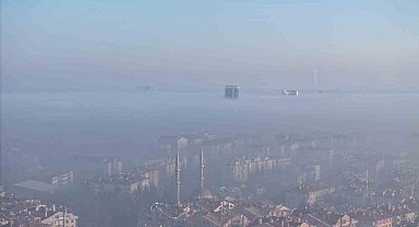 Konya'da sis etkisini sürdürüyor
