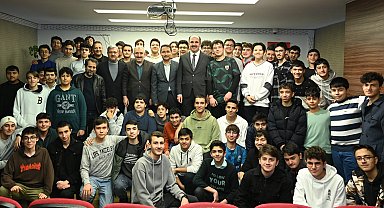 Konya'da Başkan Altay lise öğrencileriyle buluştu