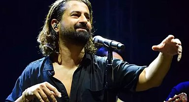 Koray Avcı'dan duygusal konser