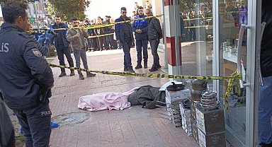 Korkunç cinayet: Herkesin gözü önünde öldürdü