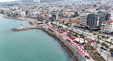 Kuşadası'nda Karadeniz rüzgarı esti
