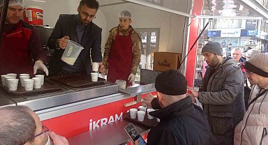 Kütahya Vakıflar Bölge Müdürlüğü, Miraç Kandili dolasıyla halka salep ikramında bulundu