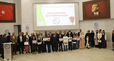 Kütahya'da ortaokullar arası sözlü anlatım yarışmasının finali ve ödül töreni