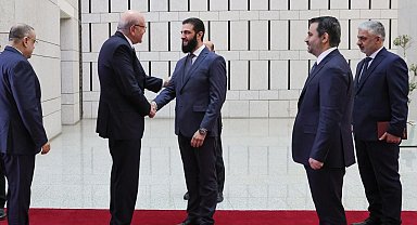 Lübnan Başbakanı Mikati, Suriye'nin yeni lideri Şara ile görüştü