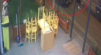 Makas atan sürücü böyle kaza yaptı