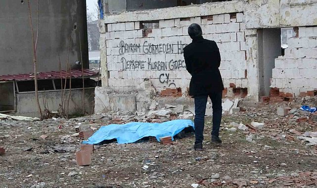 Malatya'da boş arazide erkek cesedi bulundu