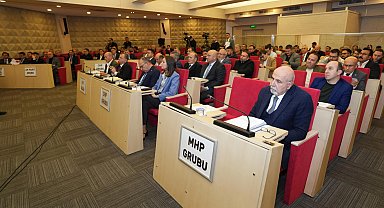 Manisa Büyükşehir Meclisi 'denetim' üyelerini seçti
