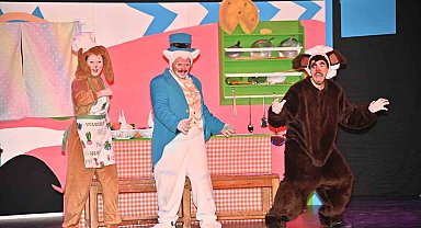 Manisa Şehir Tiyatrosu ilçe turnelerine başlıyor