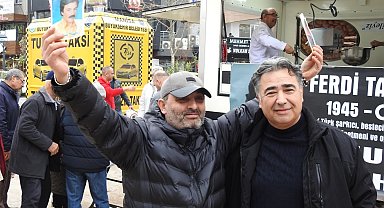 Manisa'da Ferdi Tayfur hayranlarından lokma hayrı