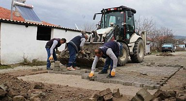 Manisa'da kırsal mahallelere hizmet yağıyor