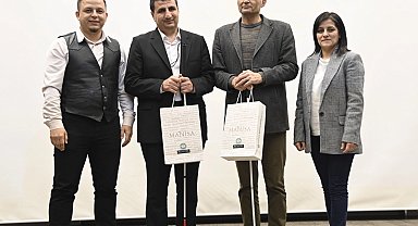 Manisa'da engelleri aşan betimlemeli belgesel gösterimi