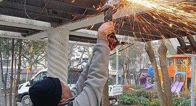 Manisa'da onarım çalışmaları sürüyor