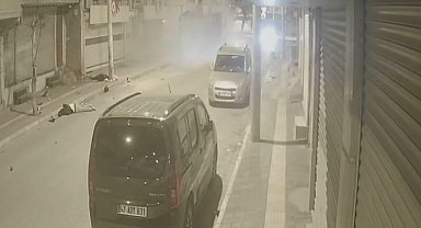 Mardin'de 2 kişinin öldüğü motosiklet kazası güvenlik kamerasına yansıdı