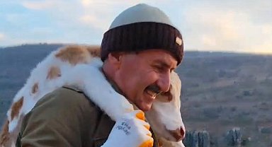 Merada doğan buzağıyı 5 kilometre sırtında taşıyan besici konuştu