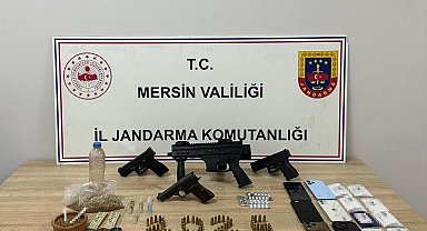 Mersin'de uyuşturucu ve silah ticareti yapan 3 şüpheli tutuklandı