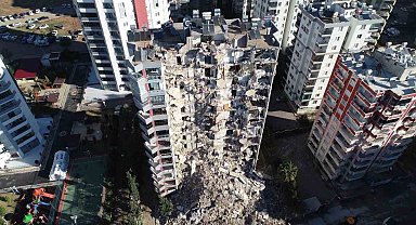 Mete Apartmanı'nda oğlunu kaybeden anne mahkemede gözyaşlarına boğuldu: "Suçlu ölen oğlum mu?"