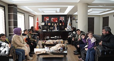 Mevlana Ortaokulu'nun özel öğrencilerinden anlamlı ziyaret