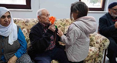 Minik kalpler, çınarların gölgesinde