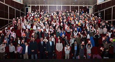 Minik okurlar "Biri Şu Sayıları Toplasın" ile matematiği sevdi