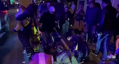 Motosikletlinin yaya geçidinde çarptığı kişi yaralandı