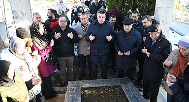 Müftü Raşit Efendi ve Hüseyin Yazır mezarları başında anıldı