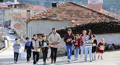 Muğla Büyükşehir'den kırsaldaki çocuklara kitap desteği