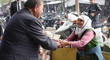 Muğla Milas'ta Başkan Topuz'dan 'Salı Pazarı' mesaisi