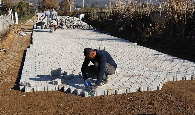 Nazilli Belediyesi Arslanlı'da yol çalışmalarını tamamladı