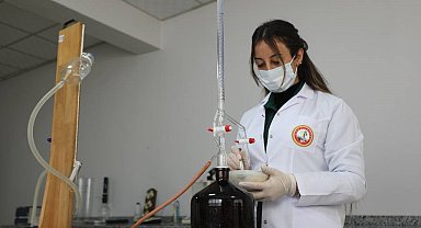 Nizip'te Analiz Laboratuvarı çiftçilere destek vermeye devam ediyor