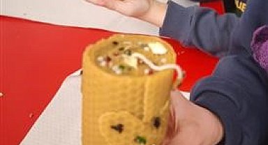 Öğrenci ve velilere yönelik balmumu atölyesi etkinliği