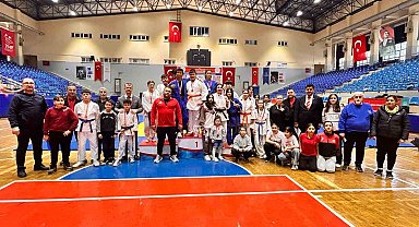Okullar arası yıldızlar judo il birinciliği müsabakaları sona erdi