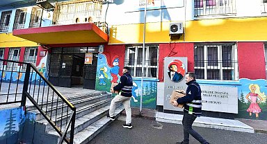 Okullara hijyen seti desteği devam ediyor