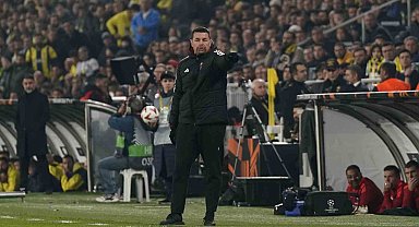 Olympique Lyon'da Teknik Direktör Pierre Sage dönemi sona erdi
