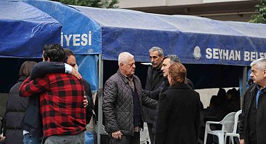 Otel yangınında ölen 4 kişilik Adanalı aile için taziye çadırı kuruldu
