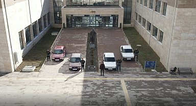 Otomobil hırsızlarına polis operasyonu: 4 kişi tutuklandı