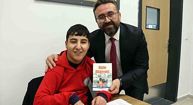 Özel ihtiyaçlı öğrencilerin hikayeleri kitap oldu