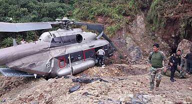 Peru'da polis helikopteri dağlık alana acil iniş yaptı