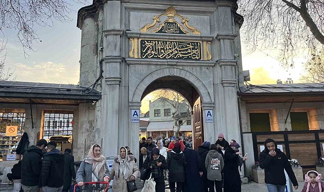 Regaip Kandili'nde vatandaşlar Eyüpsultan Camii'ne akın etti